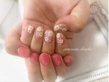 アートルーム チャチャ(artroom chacha)/☆左右チグハグネイル☆