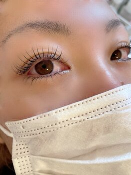 ユーアンドワイ(Yu&Y)/上下まつ毛パーマ