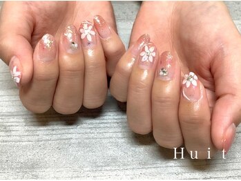 ユイット(Huit)/