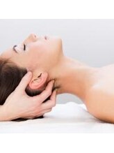 クイーンジャスミン(Queen Jasmine)/人気のヘッドスパトリートメント