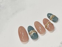 ラグウナ(Laguna)/ミラーの曲線ネイル