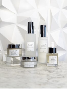 ドゥーソル 谷町四丁目店(due sole)/【LAESSE(ラエッセ）】