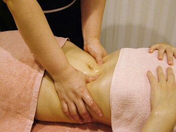 癒し処 ゆらぎ 神戸三宮駅前/アロマオイルマッサージ/リンパ