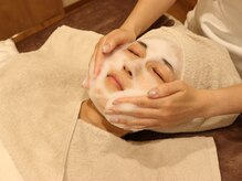 サロンドセルマン(Salon de serment)