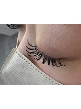 ボリュームのある目元にしたい