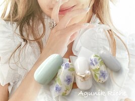 【フラワーネイル】