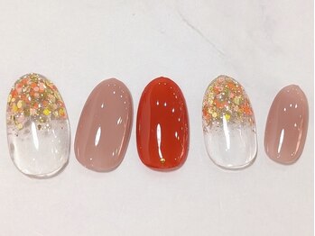 ネイルブレイク リリア(Nail Break lilia)/【初回オフ無料】ラメグラデ