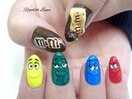 ハンド　m＆mネイル