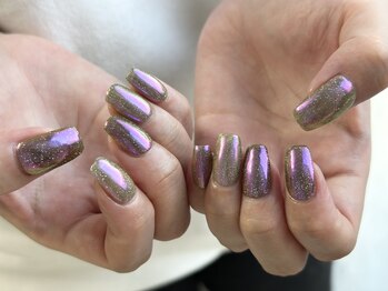 Aurora Flash nail
