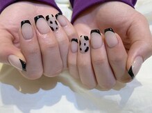 ネイルズ ララ(nails Lala)/黒フレンチ。