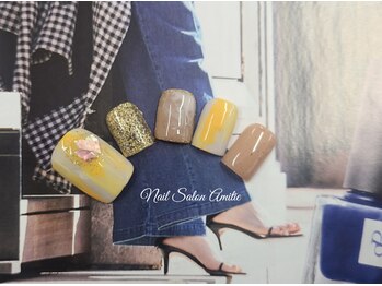 ネイルサロン アミティエ(Nail Salon Amitie)/＊ポイントシェル×綺麗めfoot *