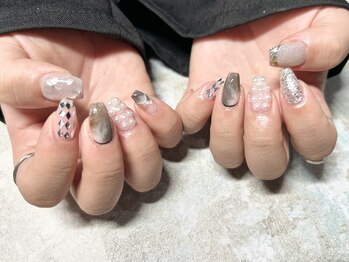 アミィ(AMIe)/ニュアンスネイル