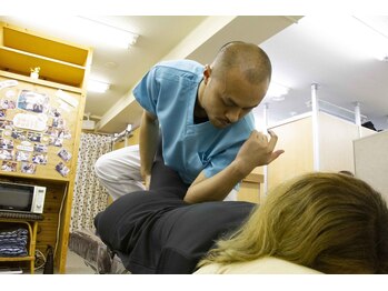 横浜駅きた西整体院/肩こり首こり頭痛腰痛小顔矯正