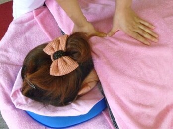 癒しサロンの写真/【当店人気No.1★もみほぐし90分+足ツボ40分+炭酸ドライヘッド20分￥11250】冷たい炭酸泡が気持ちいい…♪