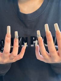 クロムネイル