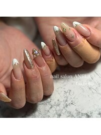 フレンチネイル