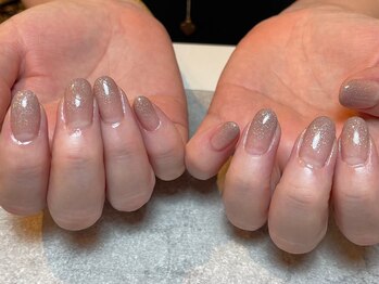 メイヴン(Maven)/グラデーションネイル