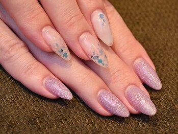 ループスネイルスペース 日吉店(Loops Nail Space)/スタッフのネイルです。