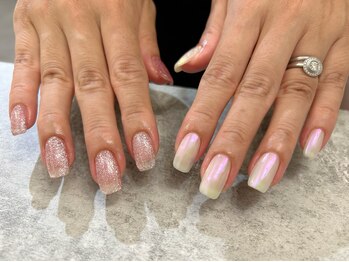 ルナフルール(Luna fleur)/オーロラネイル