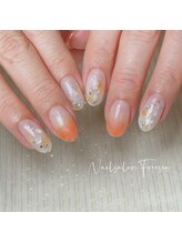 フリージア(Freesia)/オレンジネイル