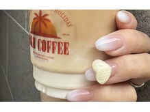 艶感重視のカラー/グリッター等数多く取り揃えております