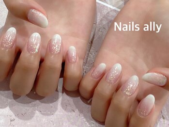 ネイルズアリー 立川店(Nails ally)/ホワイトグラデ×ラメ