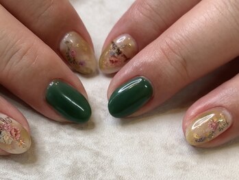 リッシュ(RICHE)/大人お洒落フラワーネイル