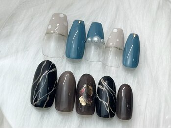 フローレスネイル 新宿店(FlawlessNail)の写真/高リピート率は【モチの良さ】にあり!写真デザインはジェルオフ無料!定額アートコース￥7000/￥7500/￥7800