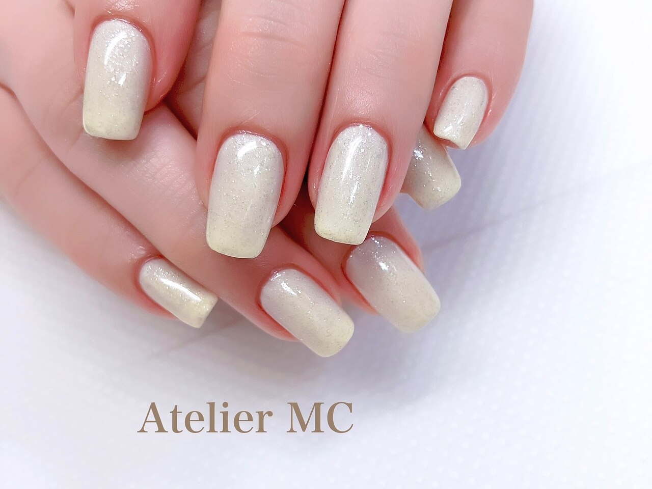 2026年冬トレンド】ホワイト ワンカラーのネイルデザイン集｜人気順