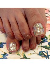 トータルサロン 白べぇーっ プラス/冬でもフットネイル☆