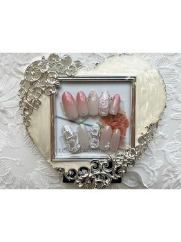 手描きアートが得意なサロン