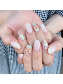 トータルサロン 白べぇーっ プラス/クーポンネイル