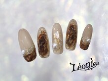 レオニー(Leonie)/べっ甲ニュアンスネイル