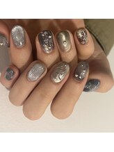 ヌア(nur.)/シルバー×ブラックnuance