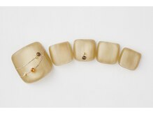 アトリエプラスエヌ(Atelier+N)/【フットネイル】エレガンス