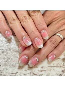ニーナ ランドマーク店(Nina)の写真/高技術&高品質なネイルを叶えるNinaがOPEN!最新トレンドを上品なデザインに★パラジェル/フィルイン対応◎