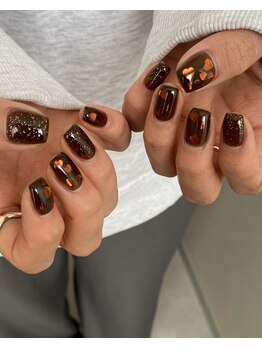private nailsalon SEA/heart holo