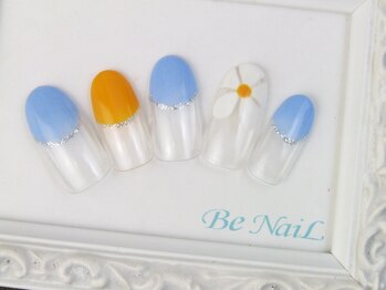 ビーネイル(Be NaiL)/夏のフラワーネイル
