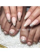 ネイルサロン ビビ(bibi)/大人のシンプルおそろnail