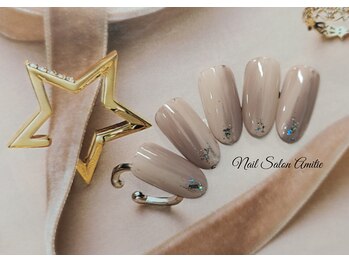 ネイルサロン アミティエ(Nail Salon Amitie)/縦グラnuance×先キラ