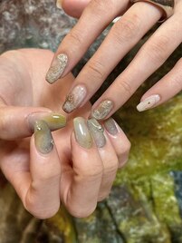 アートが得意なネイリスト