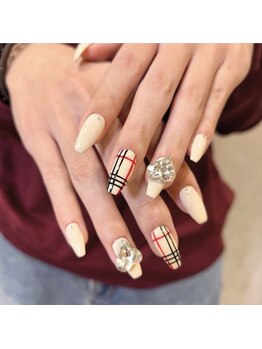 ウェイビーズ ネイル(wavy's.nail)/Burberry風チェックネイル