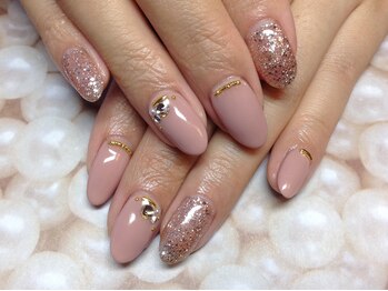 ラウト デコレーションアンドネイルサロン(Lauto Decoration&Nail Salon)/ヌーディーカラーネイル