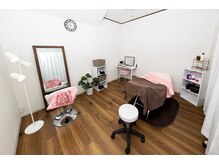 シェービングルームエスプリ(esprit)の雰囲気（完全個室でマンツーマン施術。ゆっくりお過ごしください。）