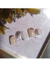 マノ(mano)/馴染みの良いベージュデザイン