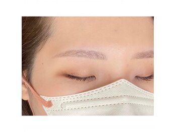 ビューステージ アイブロウサロン 松山/平行アーチデザイン(間引き)