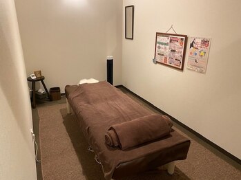 癒し処倉田屋 岡谷フォレストモール店の写真/【日頃の疲れを解消したい方にオススメ】肩腰の施術歴20年のスゴ腕技術をいつでも受けられる♪当日来店OK！