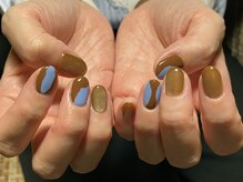 カーティシーネイルズ(curtisii NAILS)/個性派シンプル
