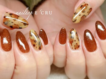 ネイルトップエクル(nail top E CRU)/leopard+マグネット