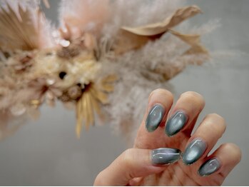 8(HACHI)の写真/【まつげ/ネイル同時施術可能◎】忙しいママさんも、同時施術で時短に★お子様も一緒にご来店OK！